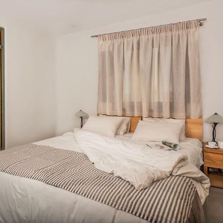Aspronisi Luxury Villa With Caldera View 메갈로호리 외부 사진